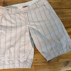 North Face Bermuda Shorts Size 6